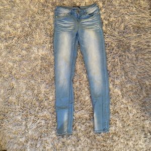 2/$35!!! Light wash blue jeans